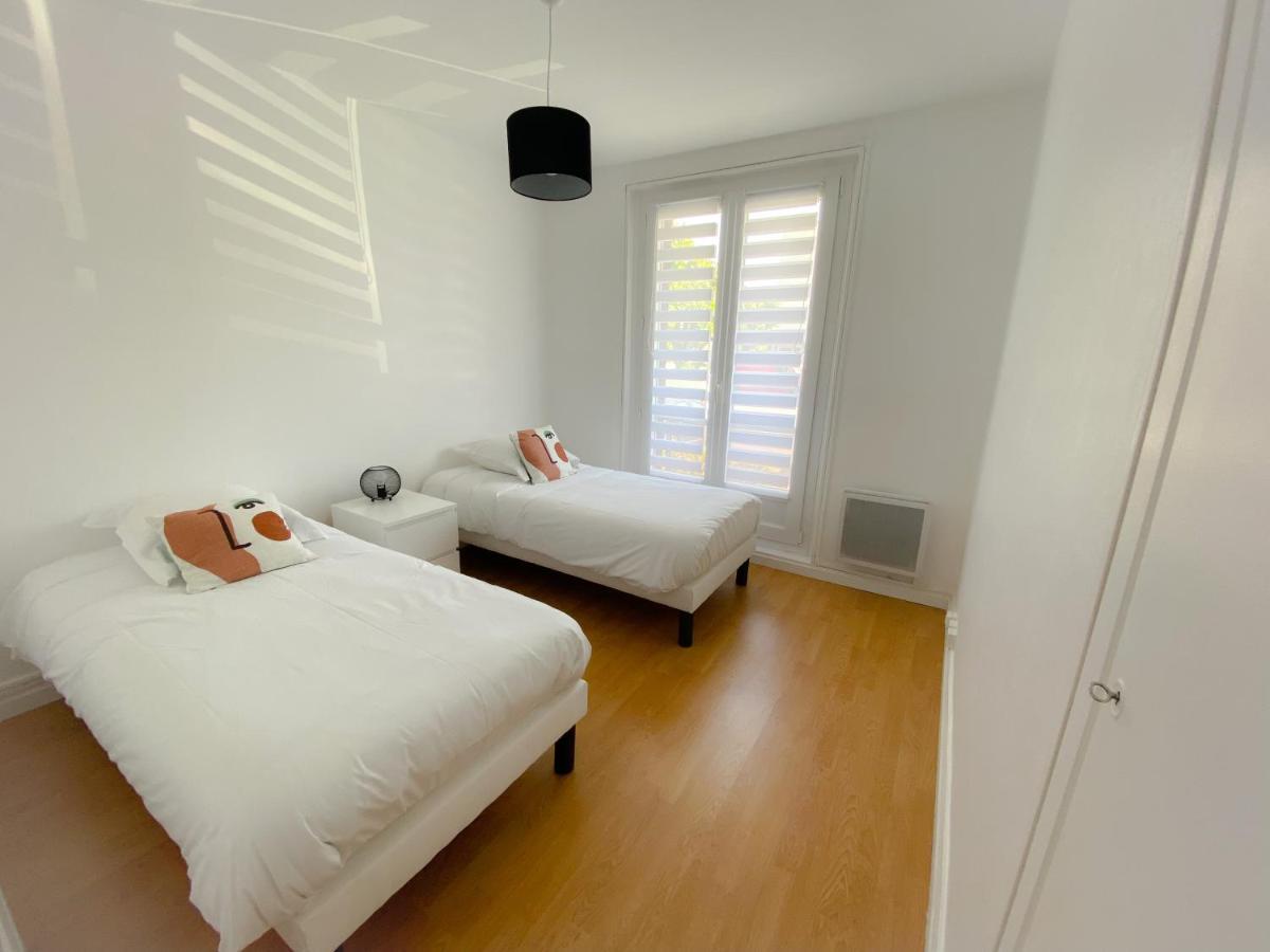 Le Familial Apartment Calais Exterior foto